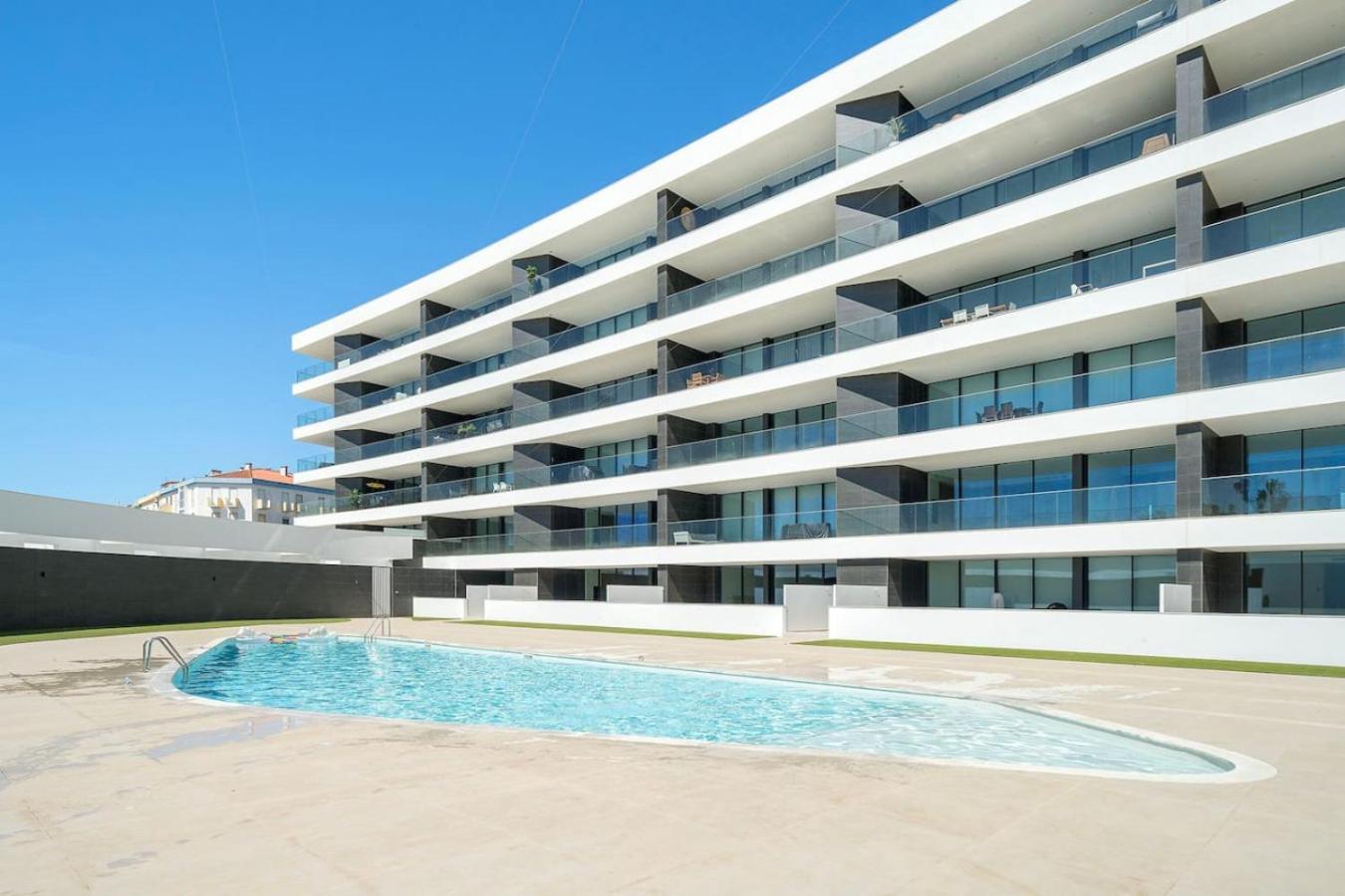 Apartment Beleza - Luxury Ocean View Central Condo Near Beach Lagos