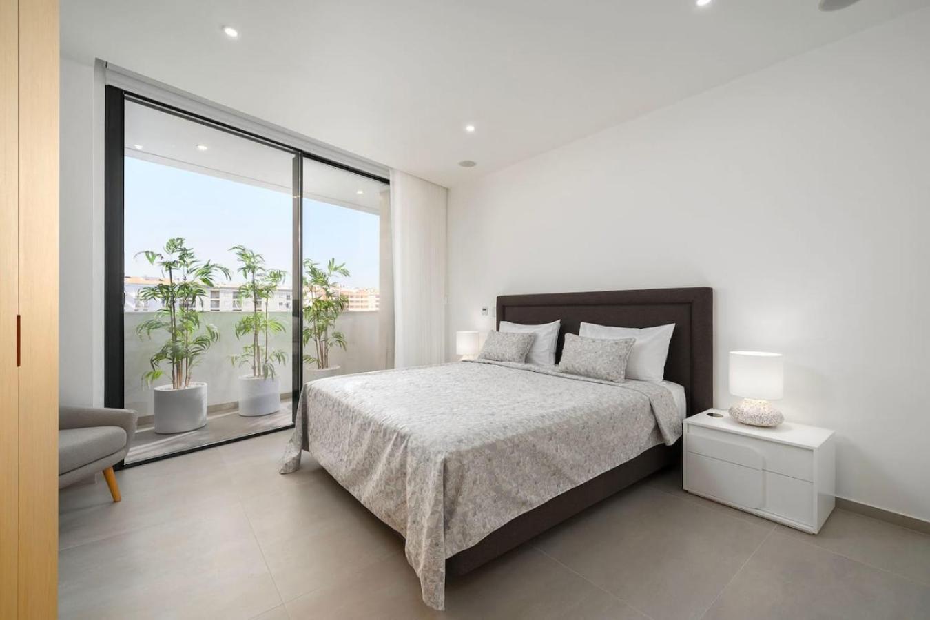 Apartment Beleza - Luxury Ocean View Central Condo Near Beach